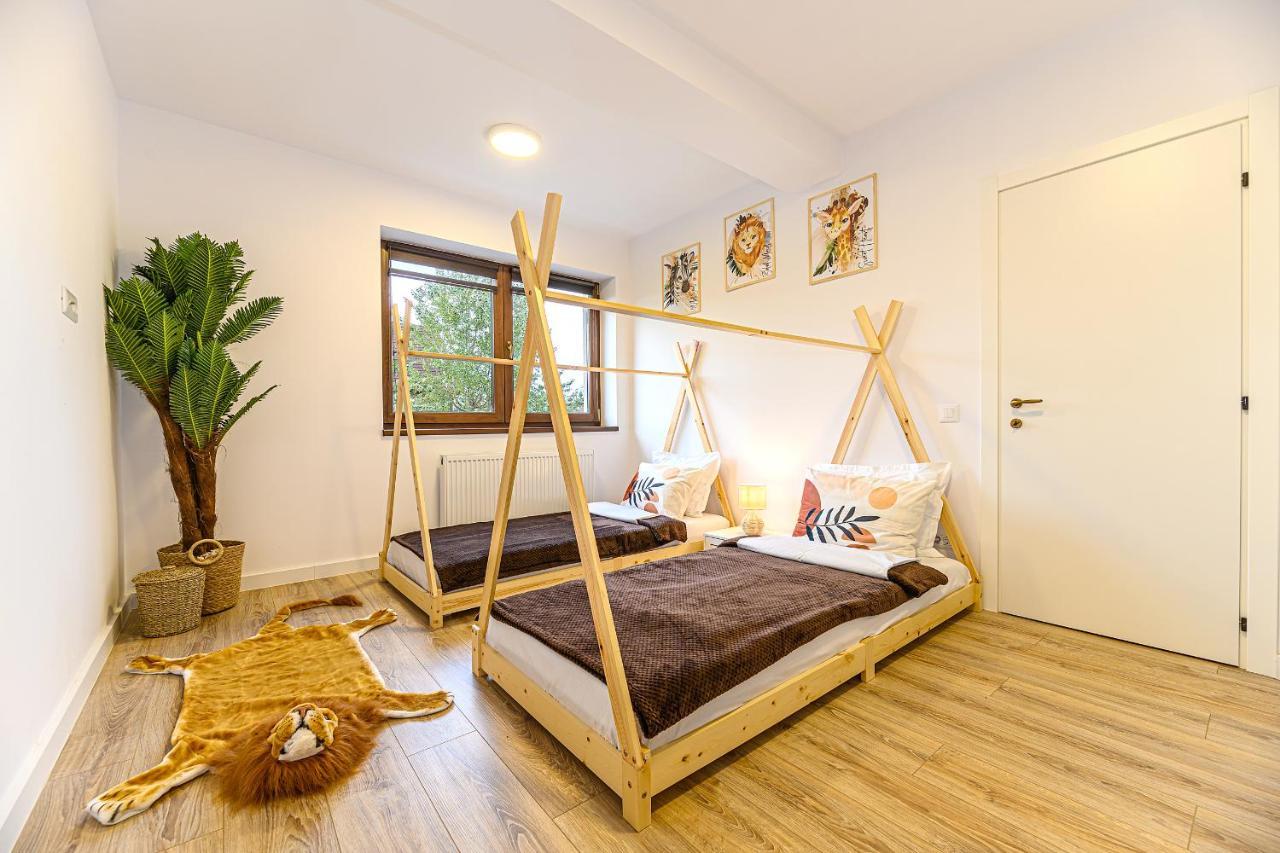 Safari Family Villas Near Park Aventura,Lake,Zoo Braşov Exterior foto
